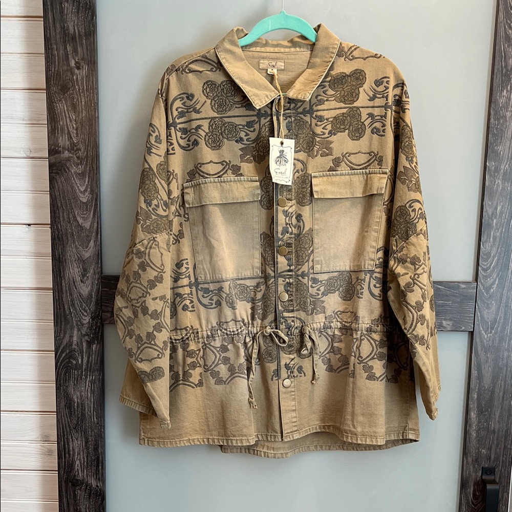 Easel Beige and Black Patterned Utility Jacket